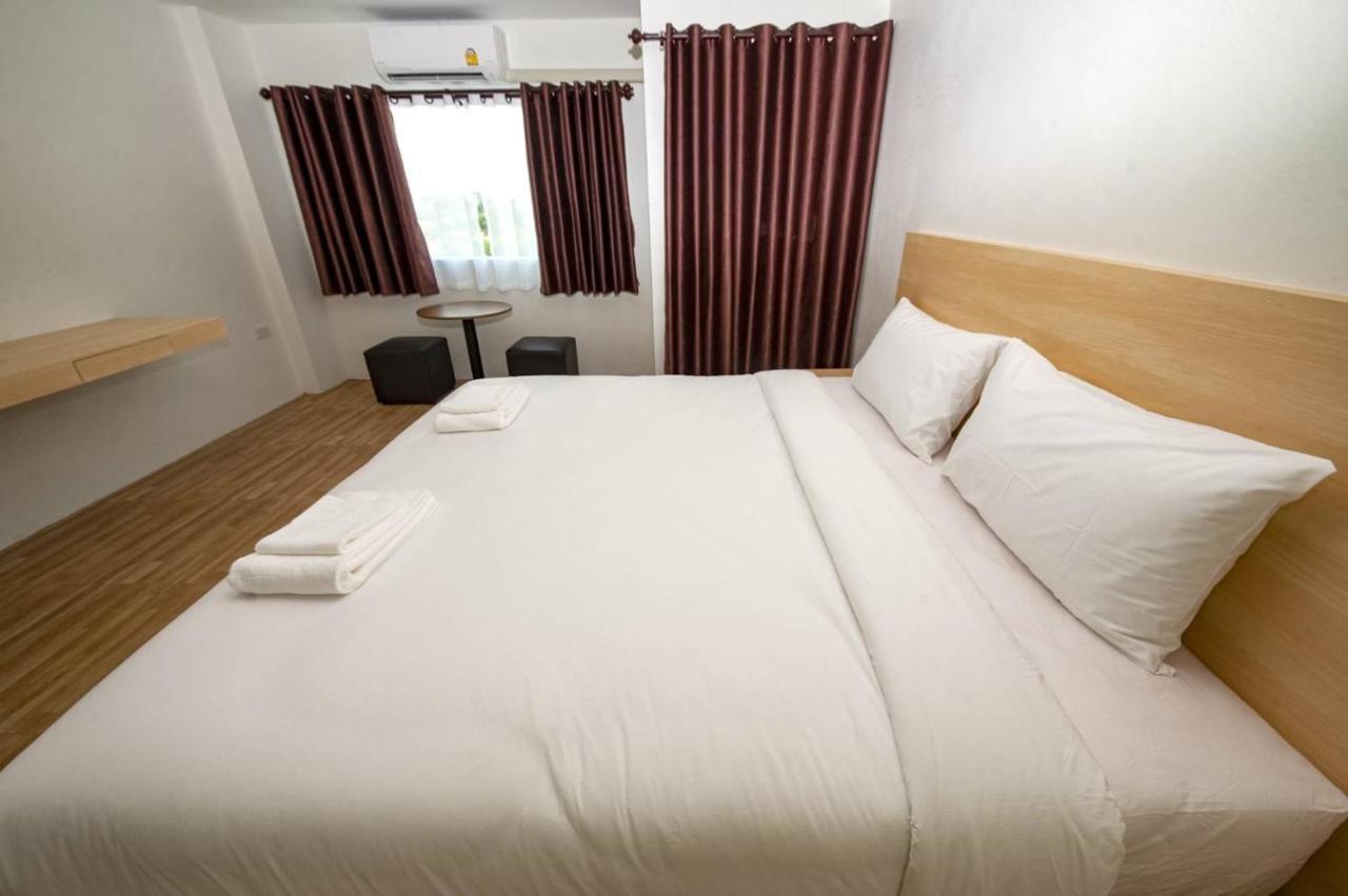 The Charlotte Smart Hotel Lopburi Lop Buri Exterior foto