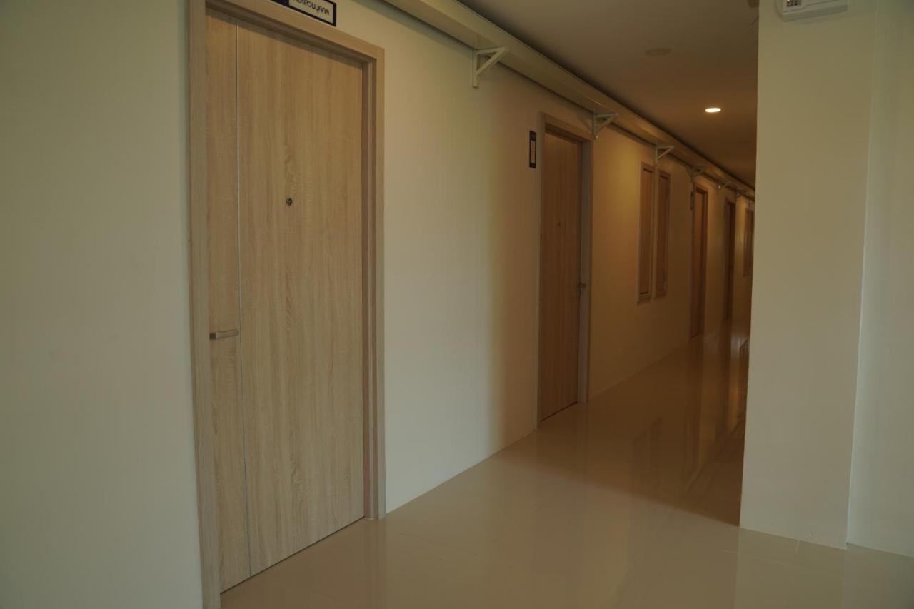 The Charlotte Smart Hotel Lopburi Lop Buri Exterior foto