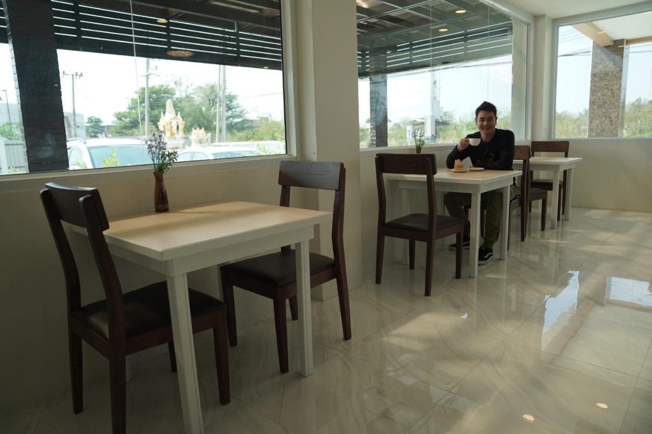 The Charlotte Smart Hotel Lopburi Lop Buri Exterior foto